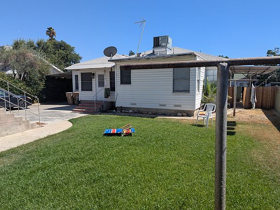 3rd image of 3030 Chester Ln