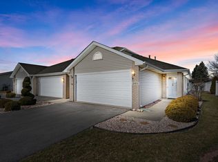 245 Heritage Dr, Dyer, IN 46311