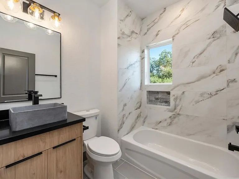 8018 Attwater St #B — Photo 26