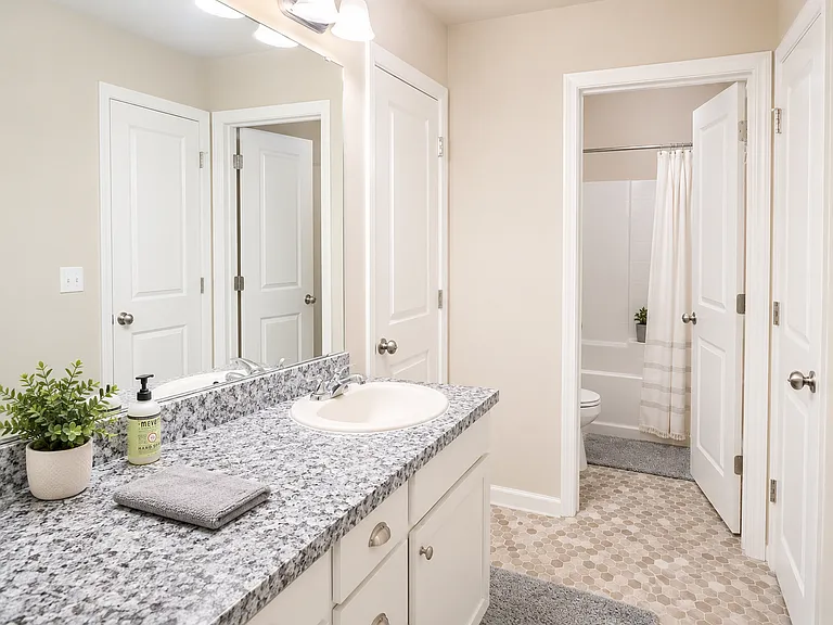 3225 Hanna Dr NE — Photo 20