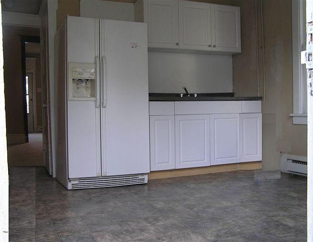 2nd image of 206 E Ogden Street # Fl 1ST