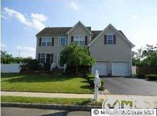 10 Clover Way, Manchester, NJ 08759