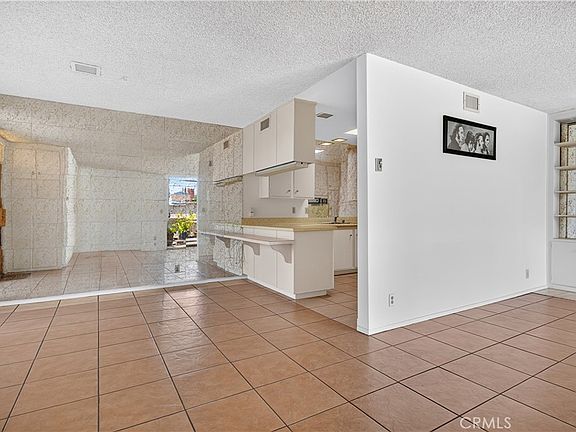 4th image of 777 E Valley Blvd APT 136