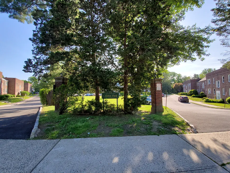 Fulton Park Apartments