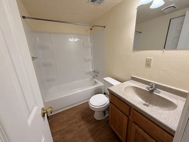 Winding Hills Apartments — Photo 151