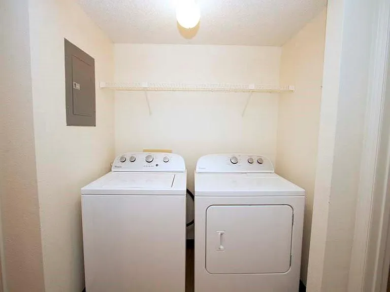 Reserve at Hillcrest — Photo 8