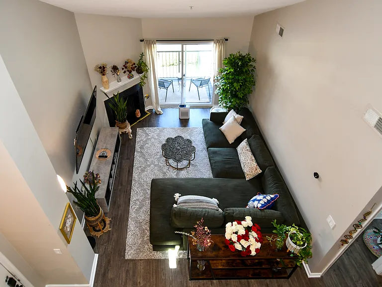 5121 Travis Edward Way #J — Photo 20
