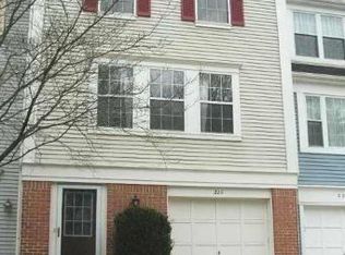 2211 Wimbledon Cir, Silver Spring, MD 20906