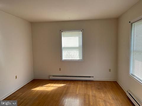 2nd image of 814 Chilton Rd
