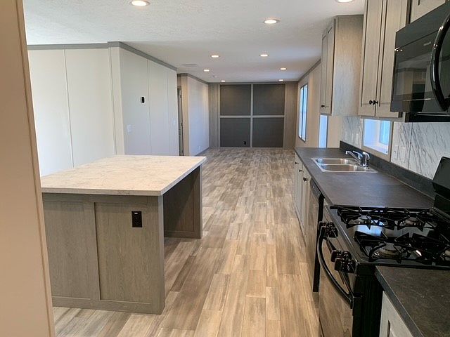 2nd image of 57443 Plymouth Rd #261