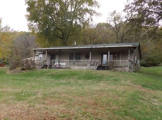 330 S Florence Rd, Pittsfield, IL 62363