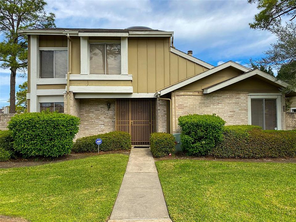 1st image of 12117 Bob White Dr