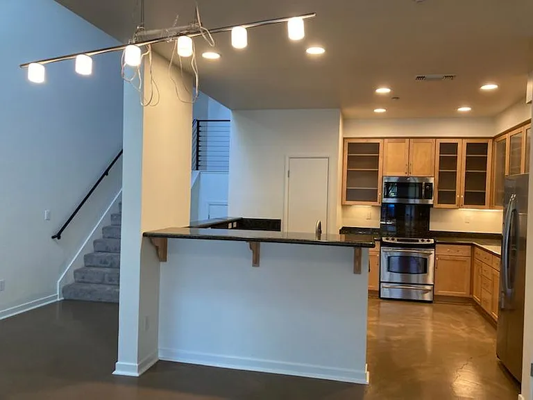 596 Manzana Pl — Photo 7