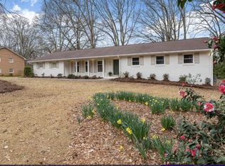 374 Lynne Cir, Alpharetta, GA 30009