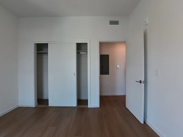 5119 Colfax Ave #201 — Photo 26