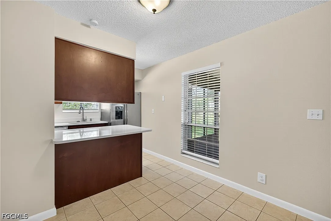 2 bed, 1.0 bath, 760 sqft, $1,250 — Photo 3