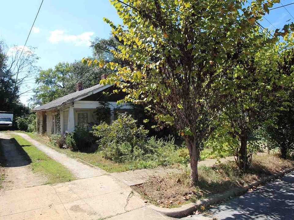 2nd image of 169 Edwards Ave