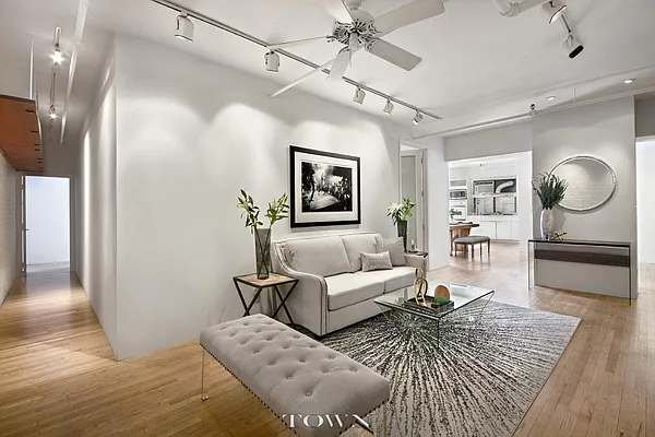 Sold by Town Residential | media 22