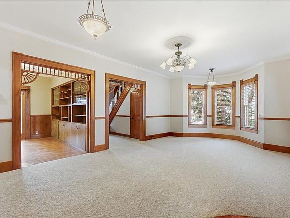 5th image of 505 Country St