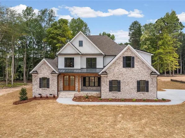 6815 Ridge Rd, Lexington, NC 27295
