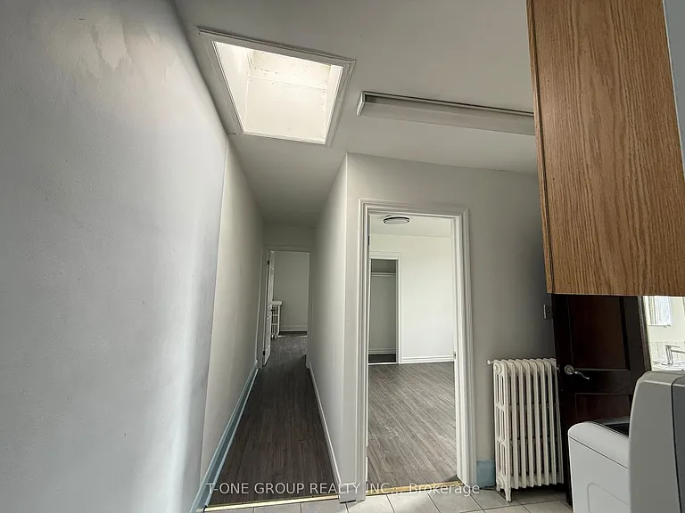 418 Royal York Rd #2 — Photo 15