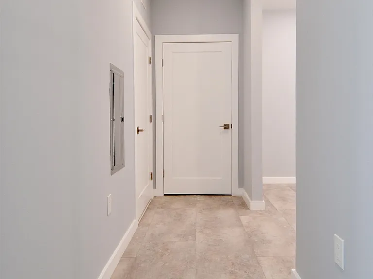 82 E 31st St #203 — Photo 11