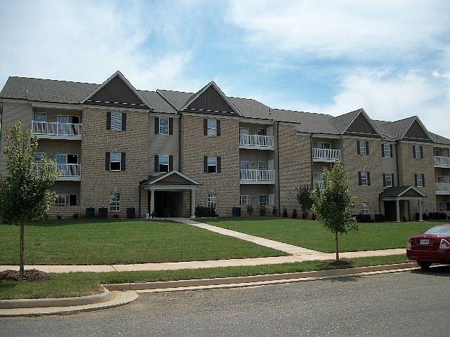 1st image of 302 Capstone Dr APT 306