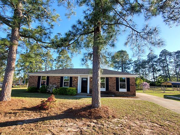 3rd image of 3819 Fairington Dr. Drive