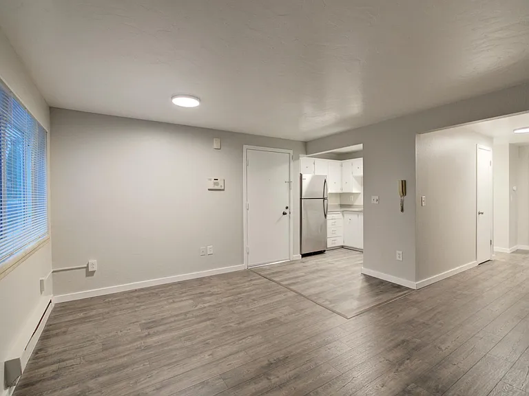 715 N 85th St #1 — Photo 9