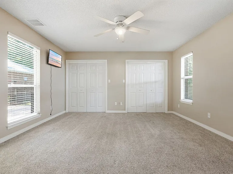 1651 Northridge Rd — Photo 40