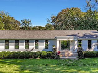 262 Huntington Bay Road, Huntington Bay, NY 11743