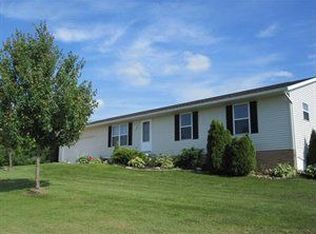 286 Eyman Dr, Apple Creek, OH 44606