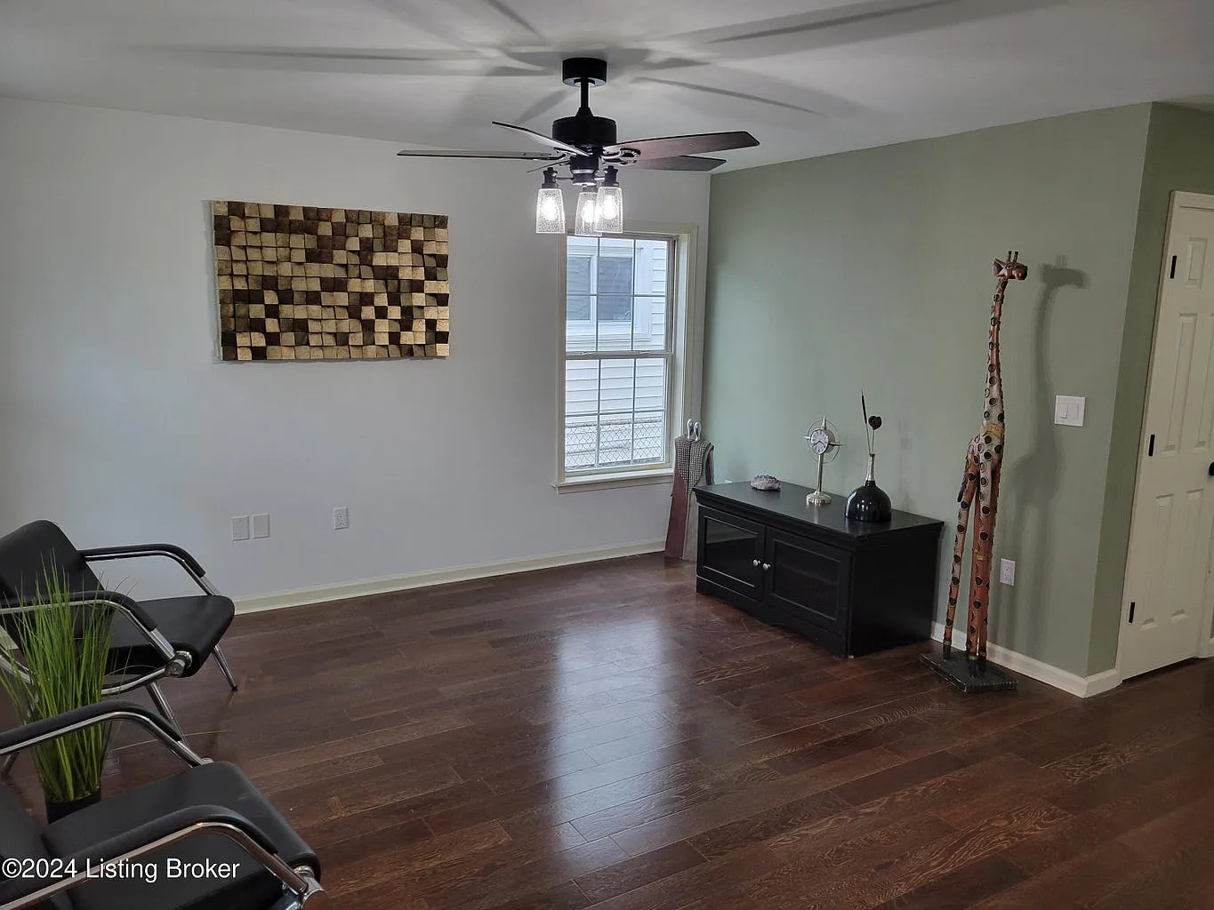 2129 Bolling Avenue - 1 — Photo 4