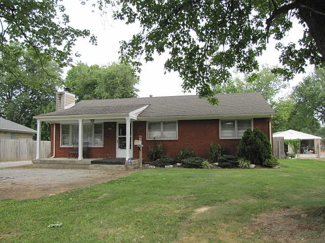 1040 W Indian Trl photo 1