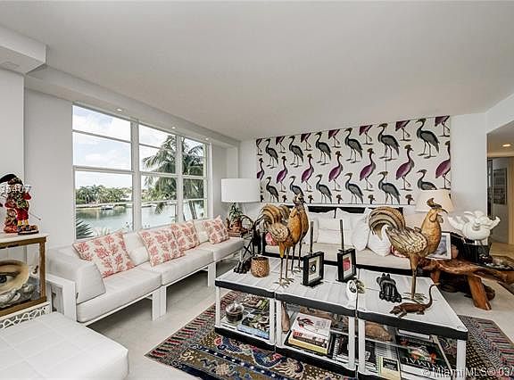 4th image of 5600 Collins Ave #4KL
