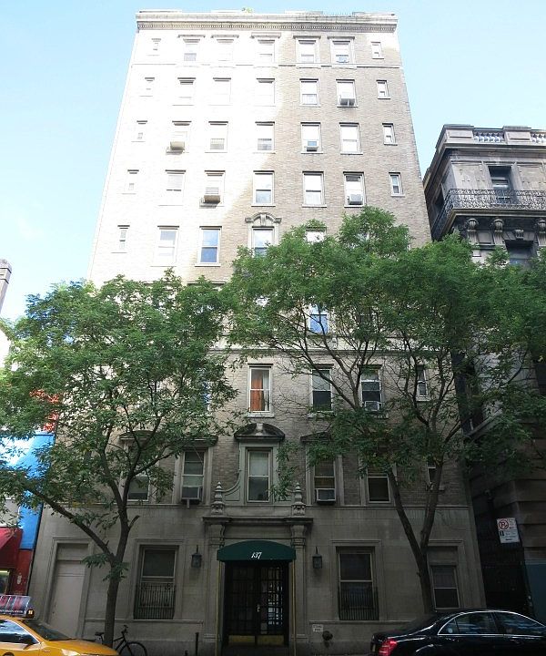 1st image of 137 E 28th St APT 3D