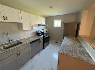 30 Campbell Ave, Troy, NY 12180