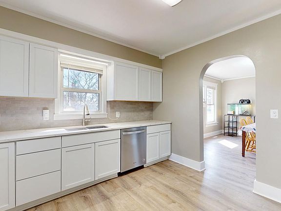 4th image of 321 3rd St