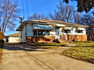 81 Talbot Dr, Bedford, OH 44146