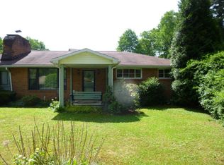 12070 Choctaw Cir, Conneaut Lake, PA 16316