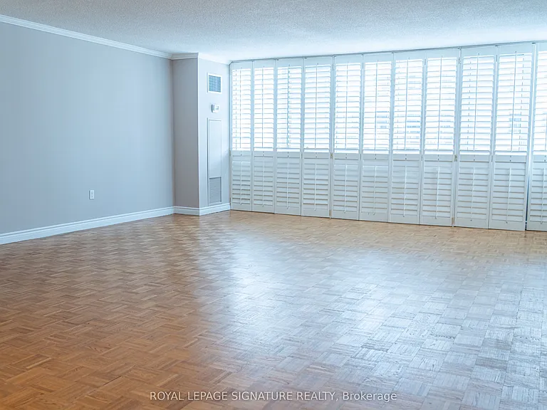 256 Jarvis St #11A — Photo 7