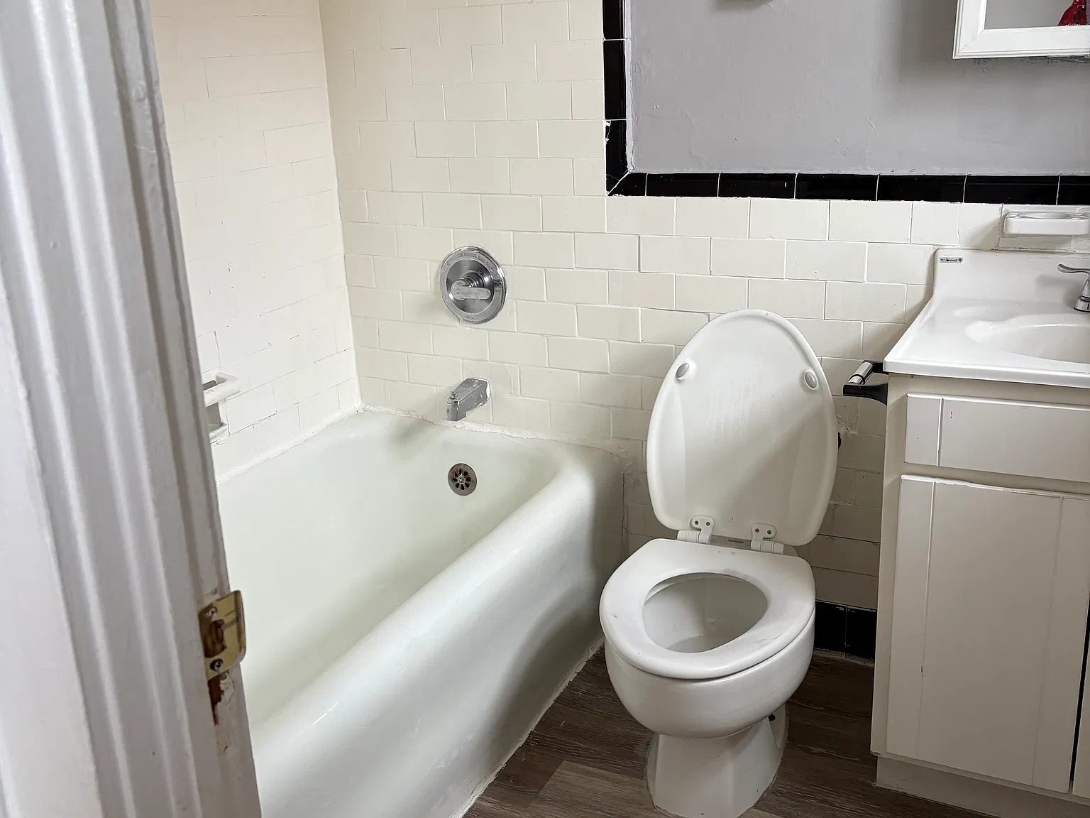 Studio, $1,115 — Photo 4