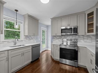 126 Alton Bradford Rd, Bradford, RI 02808