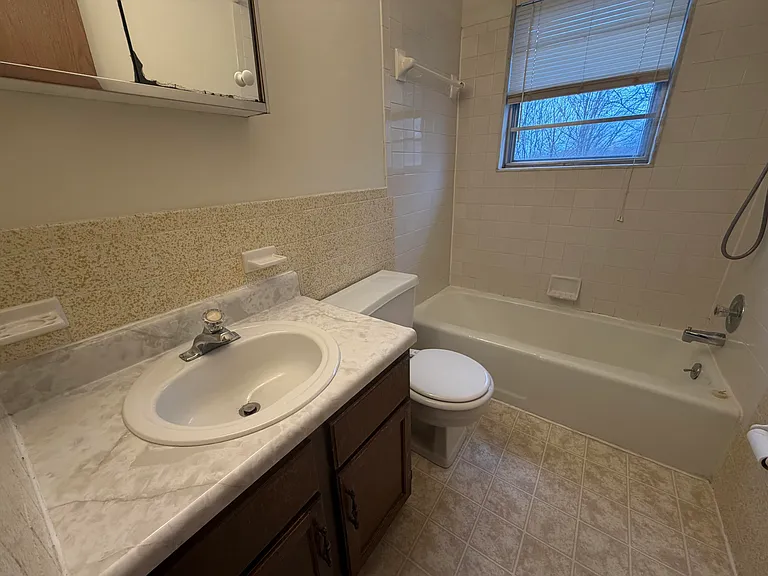 2205 Warwick St #A — Photo 19