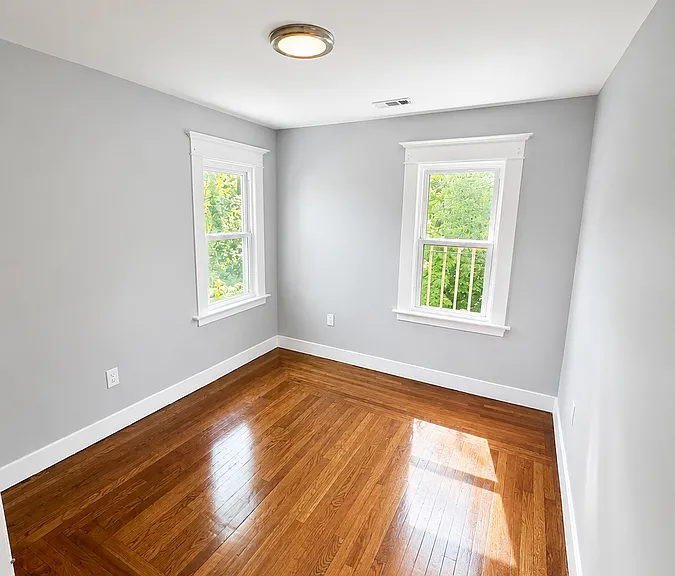 32 Alstrum St #2 — Photo 8