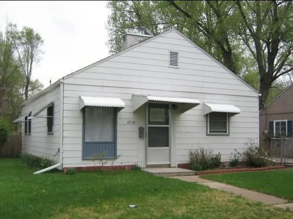 6756 Franklin St, Omaha, NE 68104