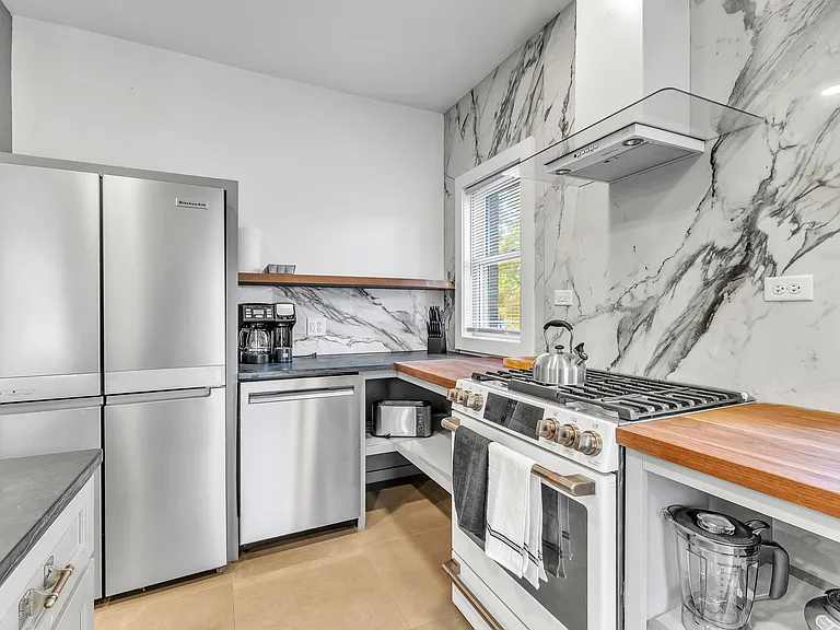 512 College Ave #1 — Photo 37