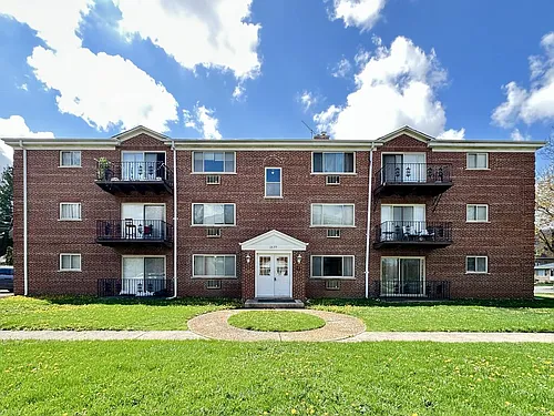 1639 Oakwood Ave #403 Photo 1