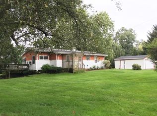 1505 E Main Street Rd, Cary, IL 60013