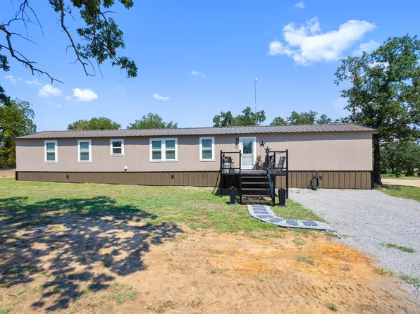 504 Wild Hill Oak Dr, Springtown, TX 76082
